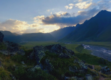 Кавказ, К подножью Эльбруса: путешествие для родителей с детьми (проживание в палатках)