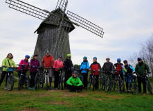 Северо-Запад, Золото осенних дорог: велотур в Пушкинские горы