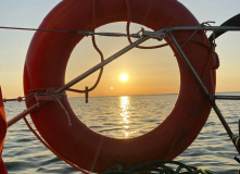 Северо-Запад, Поход под парусами: острова Выборгского залива