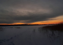 Северо-Запад, Зимние приключения на Красном Озере. Биатлон и лесная прогулка к старинным погребам