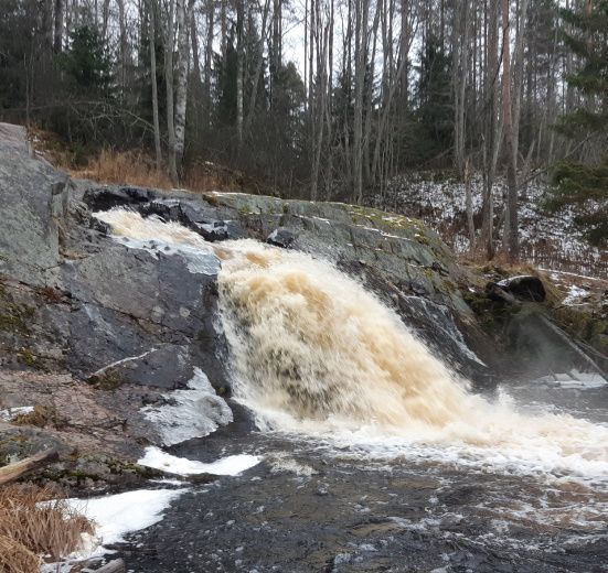 Карелия, Охотники за водопадами