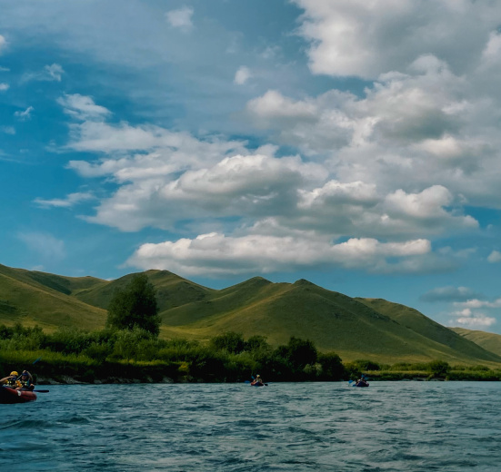 Алтай, Сплав по реке Чарыш на байдарках