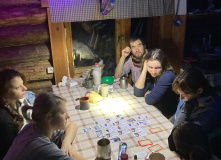 Карелия, По следам на снегу: Северная Карелия на снегоходах и лыжах с детьми