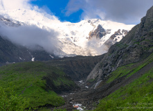 Кавказ, Восхождение на гору Казбек со стороны России 
