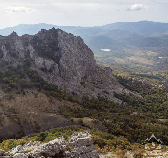 Горы и море южного берега Крыма