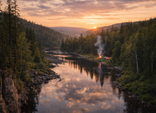 Дальний Восток, Сплав по рекам Лена и Буотама: Ленские столбы, тукуланы и наскальные рисунки