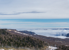Кавказ, Зимний кемпинг у Скалистого хребта: трекинги налегке с ночёвками в палаточных домах