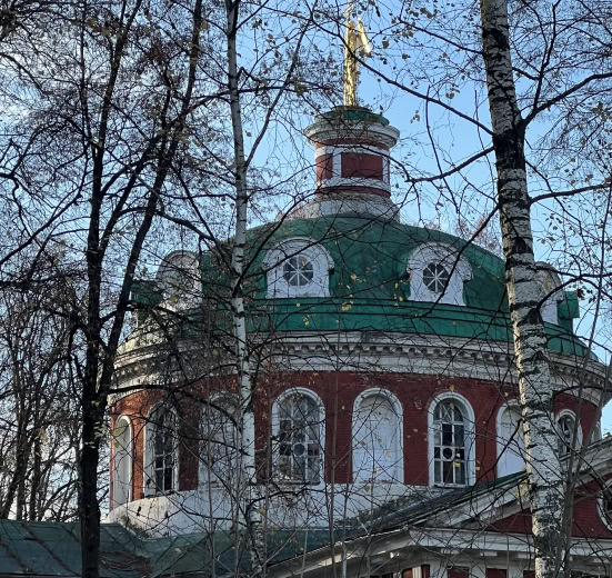 Подмосковье, Через усадьбу Гребнево, на ферму в Мишнево и ГЭС. С теплой ночевкой