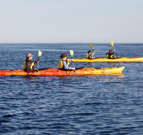 Кемские шхеры и загадочные Кузова. По белому морю на морских каяках (с лодкой)