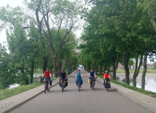 Беларусь, Под белыми крыльями: Знакомство с Беларусью на велосипеде