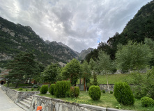 Грузия, Казбеги налегке: горные походы с базой в комфорте