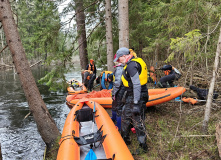 Подмосковье, Сплав по реке Поля «Cквозь лес на байдарках»