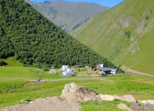 Грузия, У подножия Казбека: горные трекинги налегке с проживанием на базе