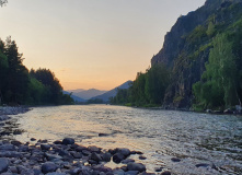 Алтай, Сплав по реке Чарыш на байдарках
