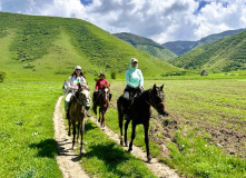 Киргизия, Кыргызская Рапсодия: гармония активности, комфорта и эмоций