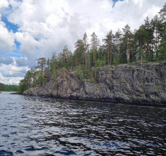 Карелия, Рысья гора (ночёвка в доме с баней)
