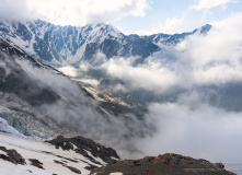Кавказ, Восхождение на гору Казбек со стороны России 