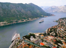 Босния и Герцеговина, Балканские мотивы: путешествие по Боснии и Черногории