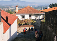 Испания, Пешком из Португалии в Испанию: Камино де Сантьяго