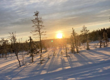 Карелия, По следам на снегу: Северная Карелия на снегоходах и лыжах с детьми