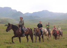 Кавказ, Магишо, дети, кони: по затерянным местам Кавказа