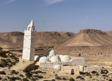 Тунис, Тунис: сквозь пески времени (разведка)
