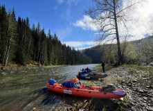 Урал, Майский сплав на Урале: реки Инзер и Лемеза на байдарках