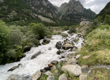 Грузия, Казбеги налегке: горные походы с базой в комфорте