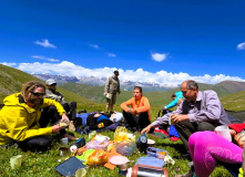 Киргизия, Лакшери Тянь-Шань: горы и пляж (разведка)