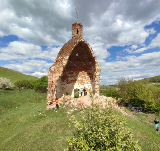 Пеший поход вдоль берегов Красивой Мечи: Тульская Швейцария