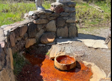 ...Бьет ключ целебный, нарзаном зовётся.