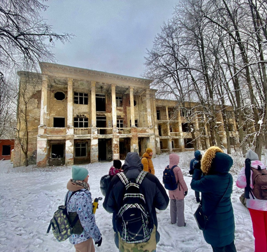 Подмосковье, Однодневный поход к Васильевскому замку