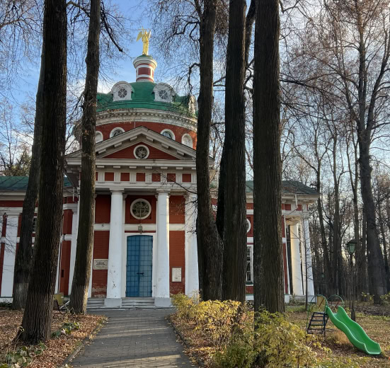 Подмосковье, Через усадьбу Гребнево, на ферму в Мишнево и ГЭС. С теплой ночевкой
