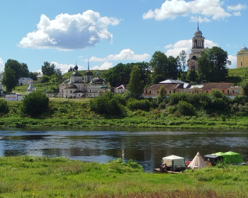 Поход на байдарках по Волге к Старицким пещерам с ночевками в гостевых домах