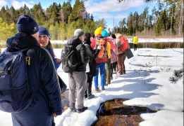 English Club: Карьеры, реки и мосты