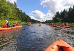 Однодневный сплав по реке Москва под Звенигородом на байдарках