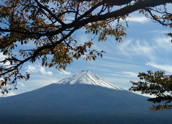 Осень у подножия Фудзиямы