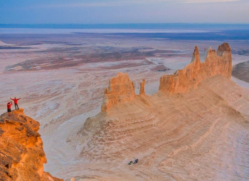 Активный тур на джипах: полуостров Мангистау