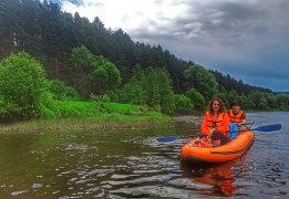 Большое путешествие на байдарках по реке Угра для подростков и их родителей