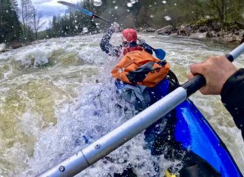 Майский сплав на Урале: реки Инзер и Лемеза на байдарках