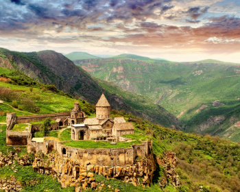 Тропа Легенд: пеший поход по региону Сюник, Татевский монастырь
