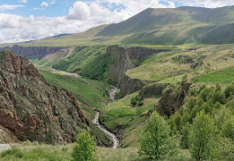 Северное Приэльбрусье: высокогорный палаточный лагерь Джилы-Су (Разведка)