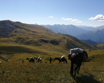 По Кавказу с лошадьми и детьми: Тхачи - горы вечно молодых богов