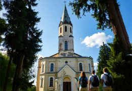 Однодневный поход вдоль Кавголовского озера с посещением органного концерта в Токсово