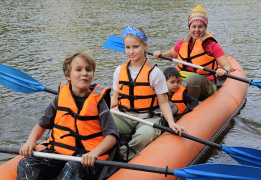 Семейный поход со сплавом на байдарках "В Тридевятом царстве"