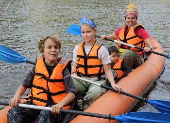 Семейный поход со сплавом на байдарках "В Тридевятом царстве"