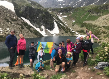Архыз - горы, водопады и озера. Поход с палатками для родителей с детьми