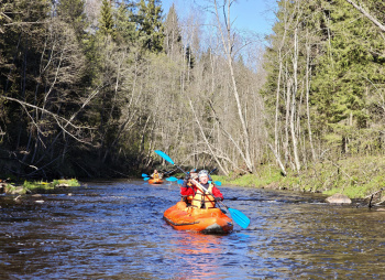 Поход на одноместных байдарках по реке Волга с Бенскими порогами