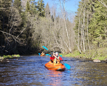 Поход на одноместных байдарках по реке Волга с Бенскими порогами