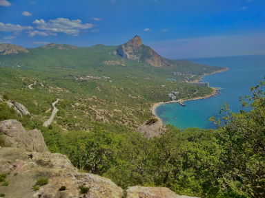 Крымская палитра (налегке с автосопровождением и проживанием в домах)